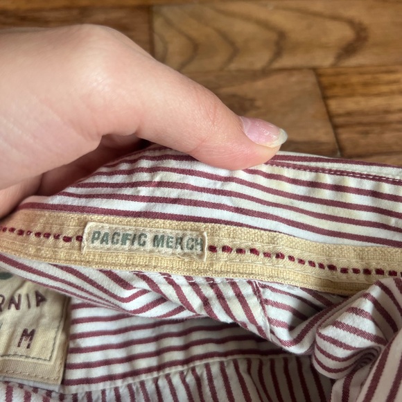 Hollister Pacific Merch Red Stripe Button Down Shirt Cotton Size M - Picture 3 of 7